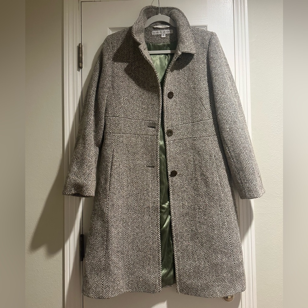 Vintage Larry Levine Kiwi White Herringbone Woman’s Wool Blend Coat Size 6